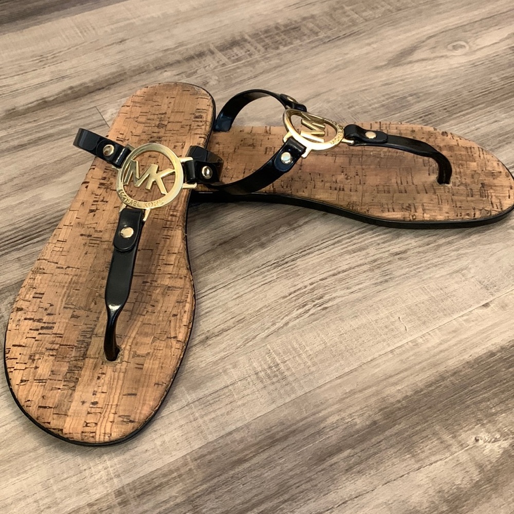 Michael Kors flip flop sandals